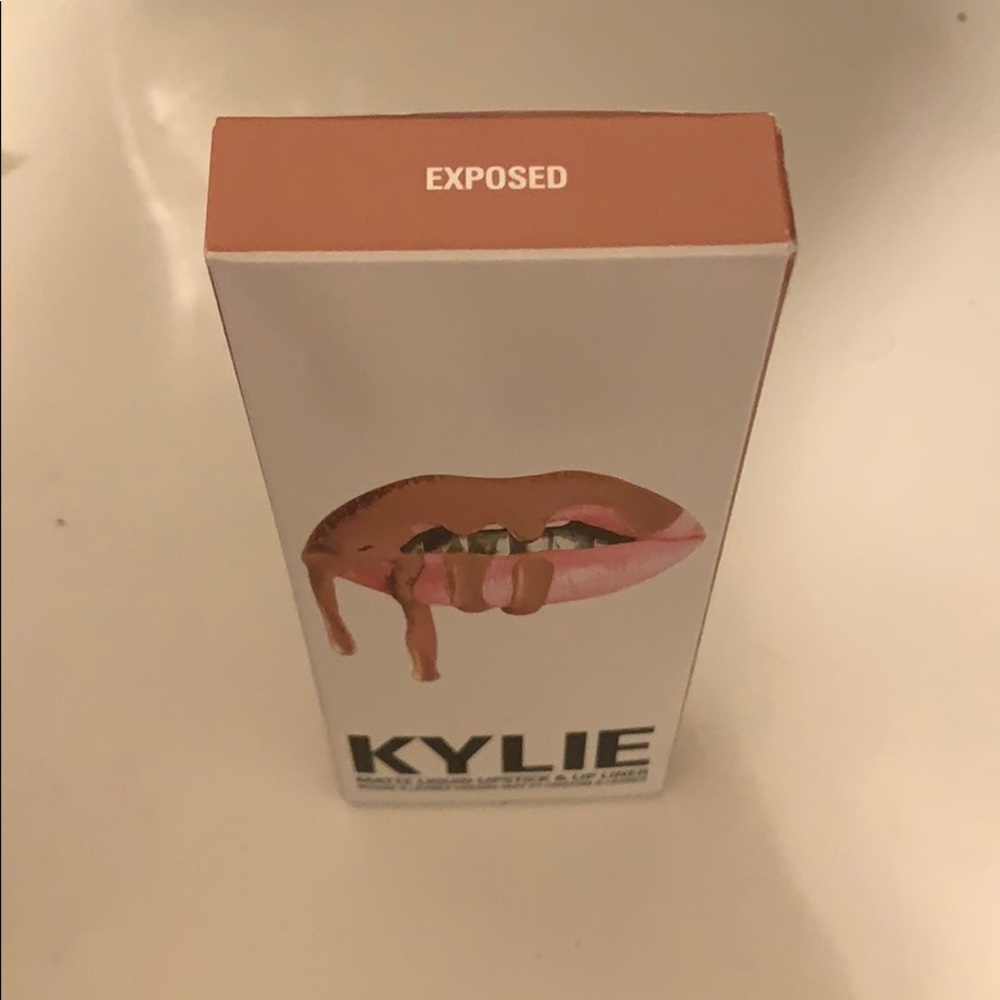 Kylie cosmetics lip kit